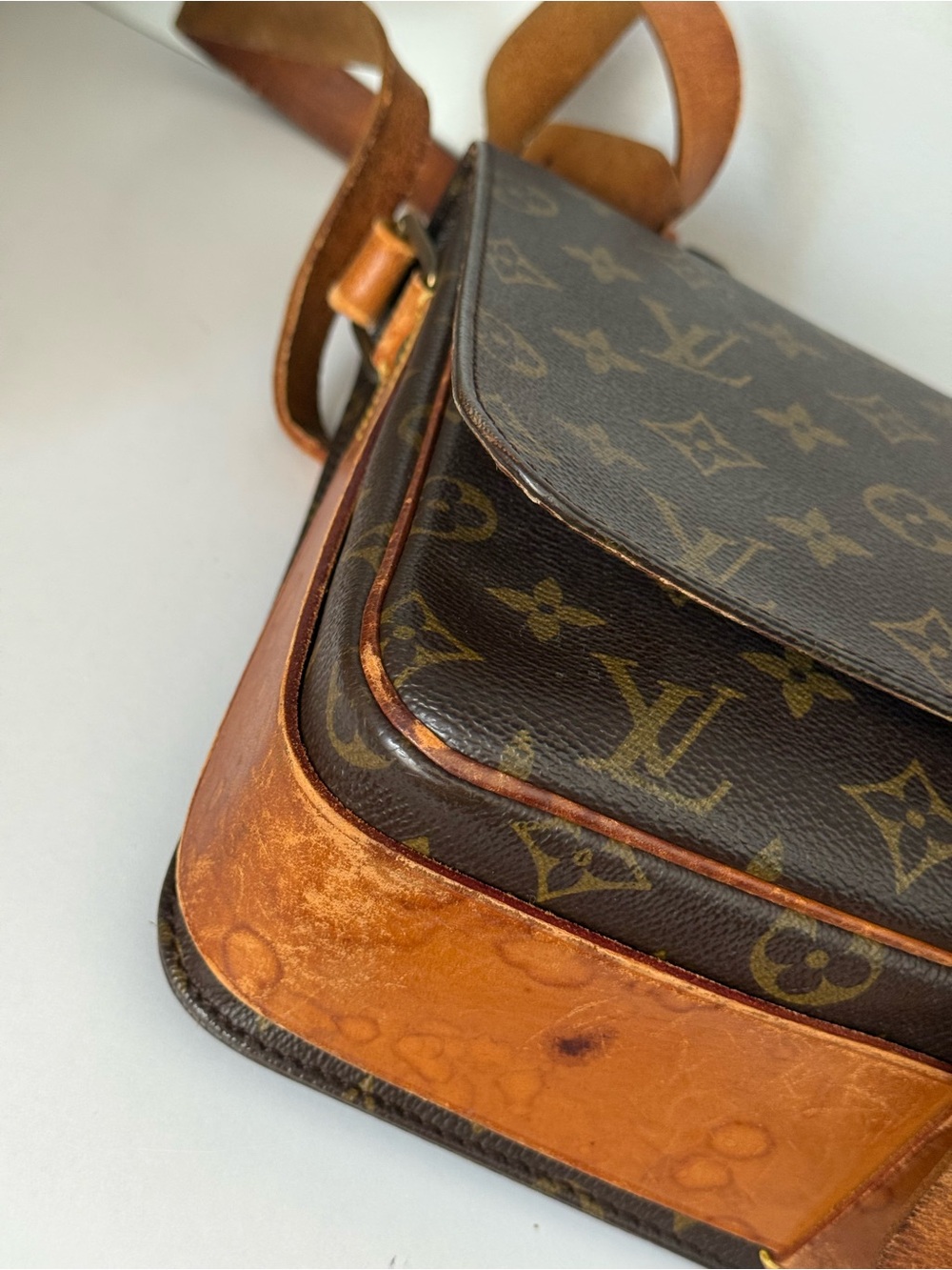 Vintage 🌟 Louis Vuitton Cartouchiere Monogram crossbody bag 💫 1990 - Picture 14 of 17